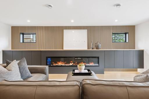 Photo from a previous project. Final design and features tailored to the Buyerâs preferences.