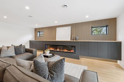 Photo from a previous project. Final design and features tailored to the Buyerâs preferences.