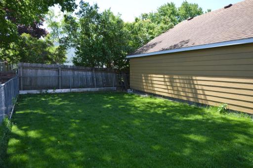 630 15th Street NE, Rochester, MN 55906