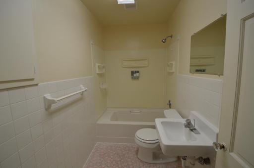 630 15th Street NE, Rochester, MN 55906