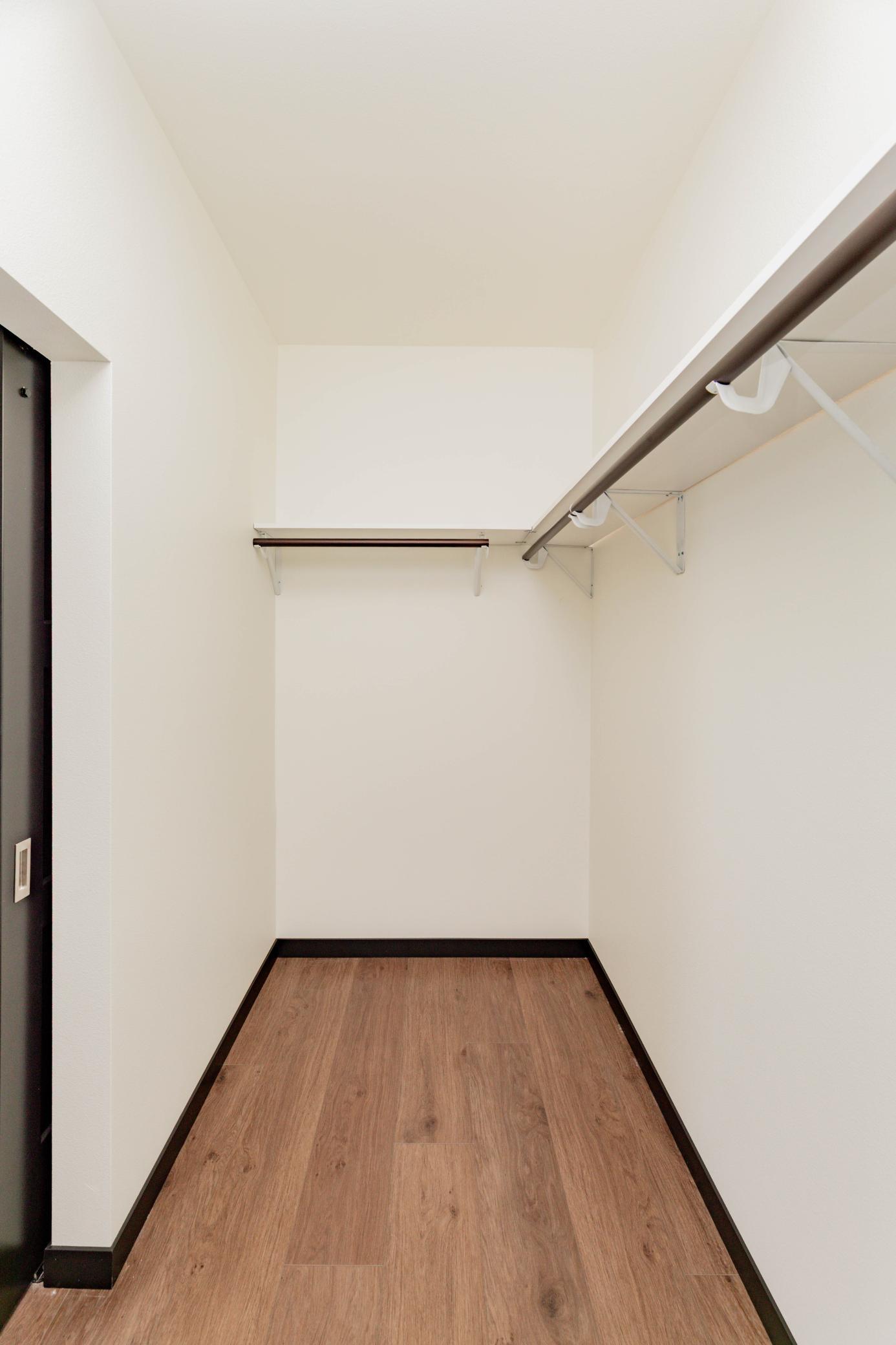 Guest Bedroom Closet