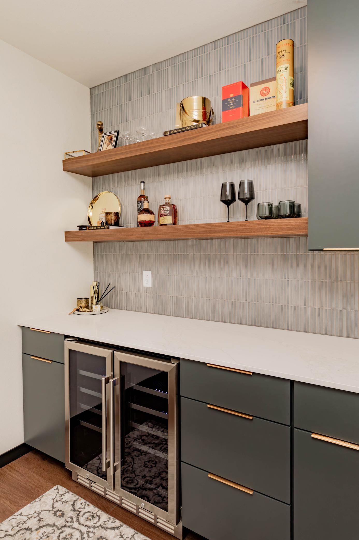 Flex Room/Bar Room
