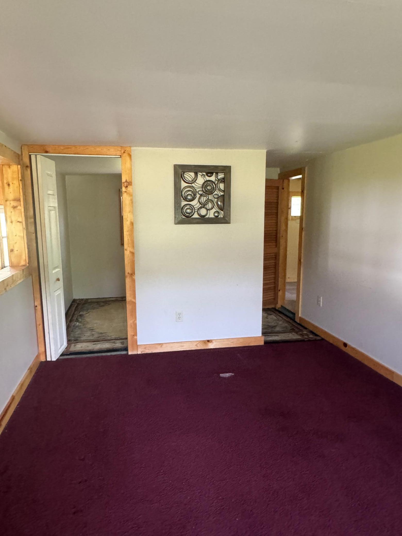 Dining/bonus area to 1st bedroom