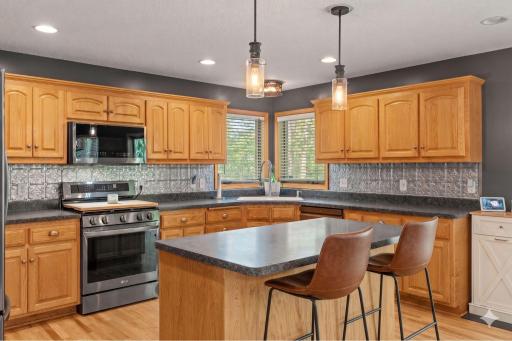 28786 149TH Street NW, Zimmerman, MN 55398