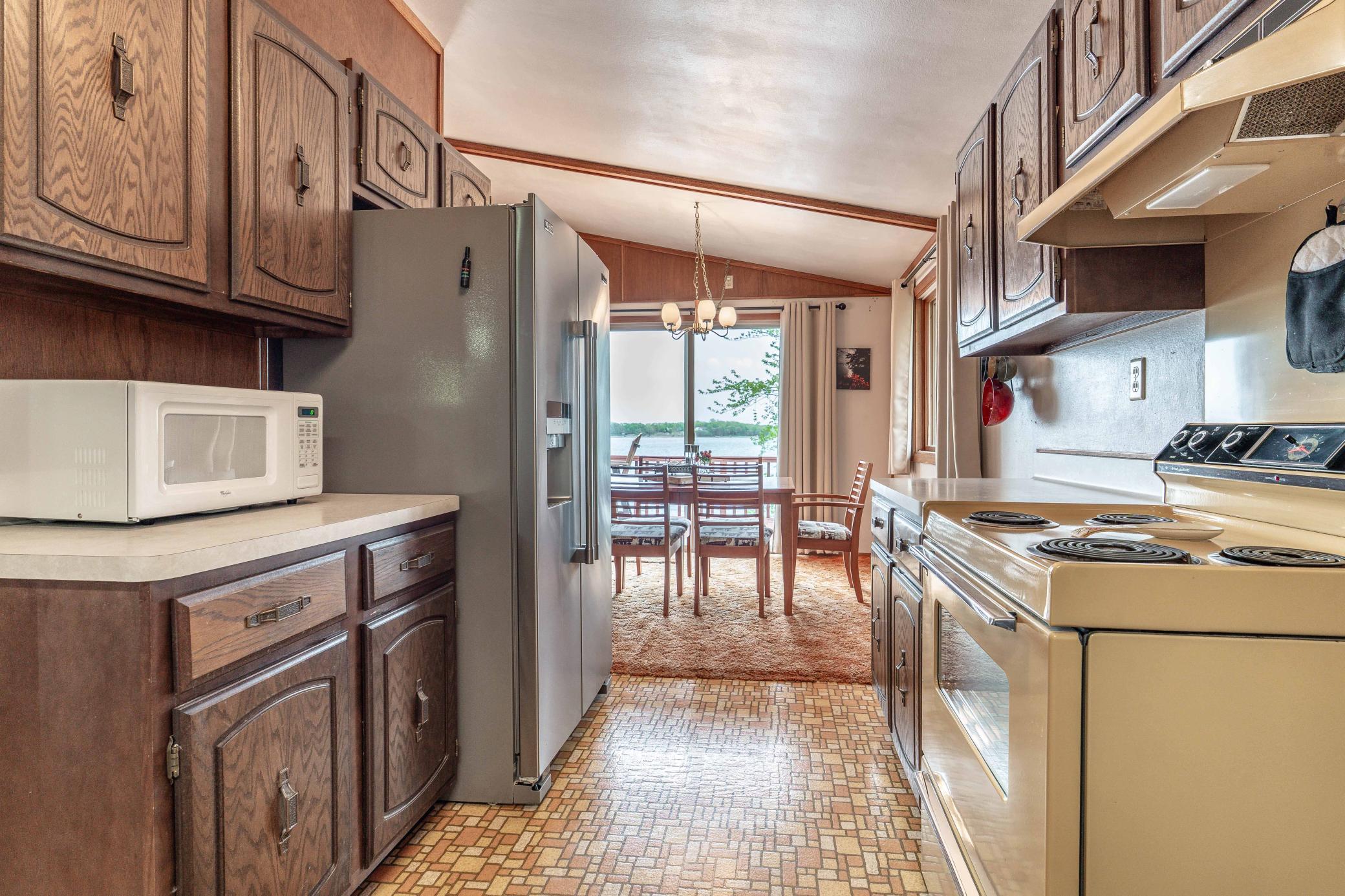 Kitchen to dining area