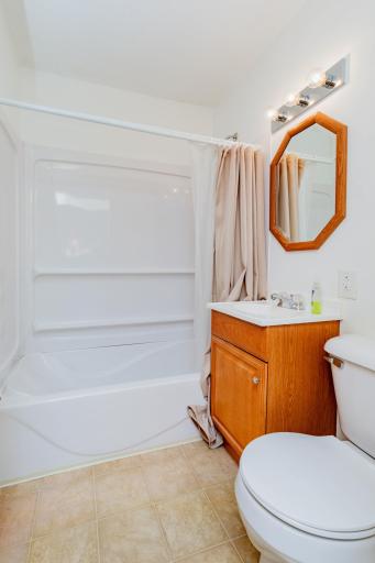 822 16th Street N, Moorhead, MN 56560