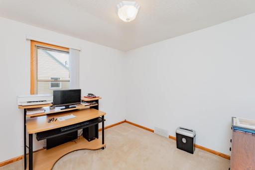 822 16th Street N, Moorhead, MN 56560