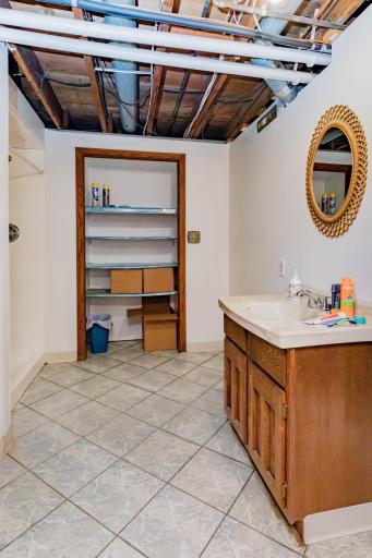 822 16th Street N, Moorhead, MN 56560