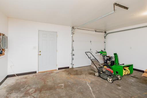822 16th Street N, Moorhead, MN 56560
