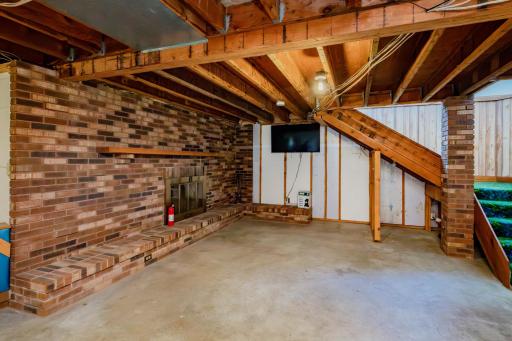 822 16th Street N, Moorhead, MN 56560