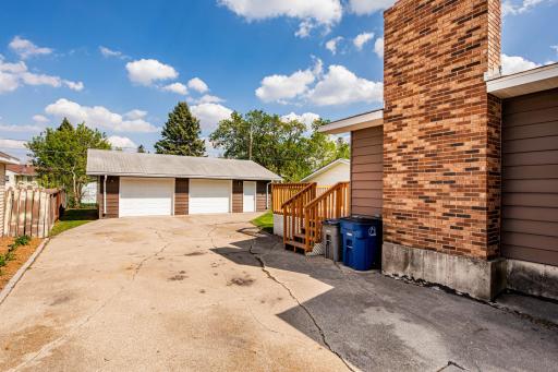 822 16th Street N, Moorhead, MN 56560