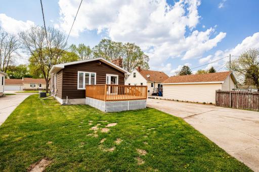 822 16th Street N, Moorhead, MN 56560