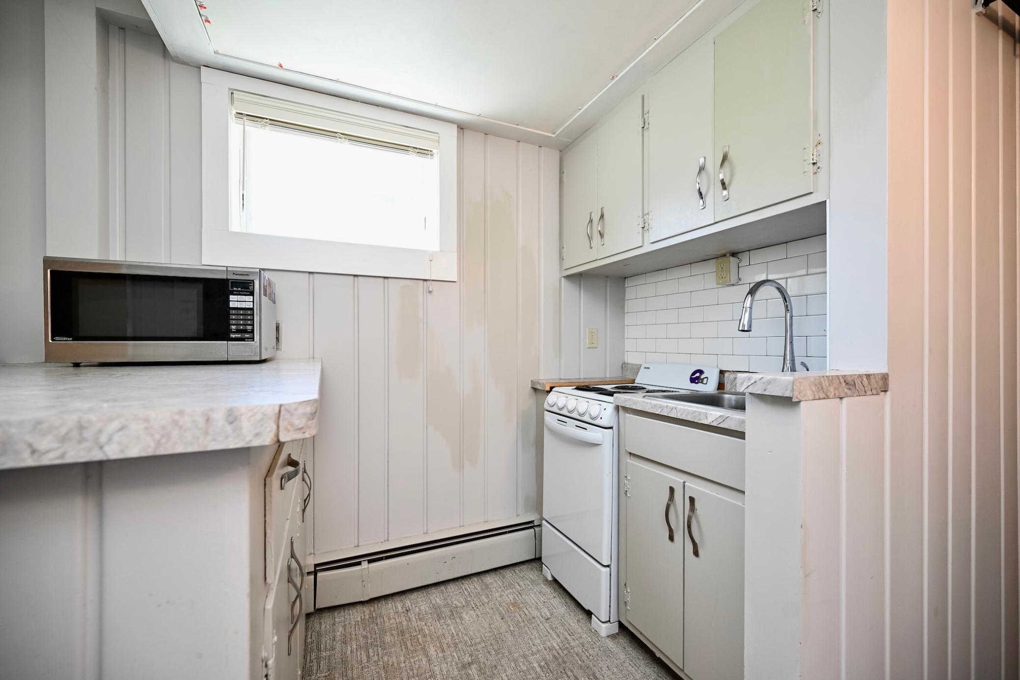 Kitchenette