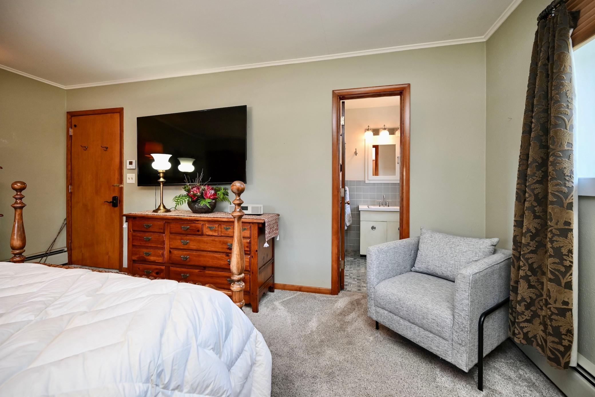 UL Primary Bedroom