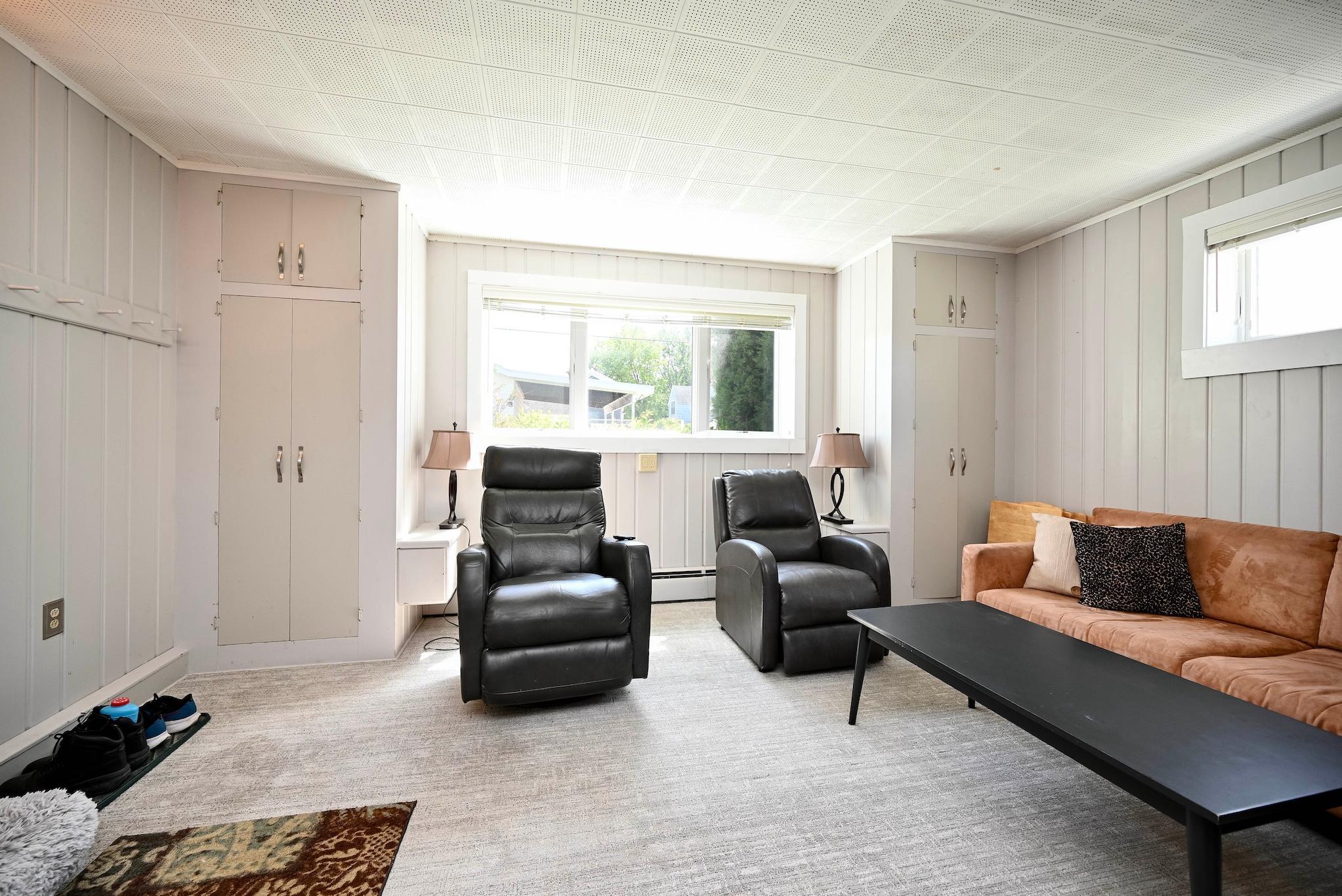 LL Family Room