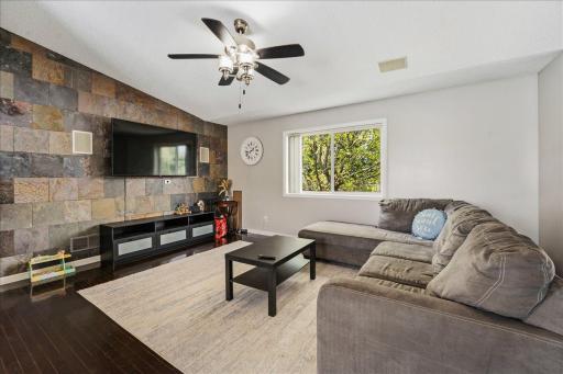 424 Wagon Wheel Circle, Buffalo, MN 55313