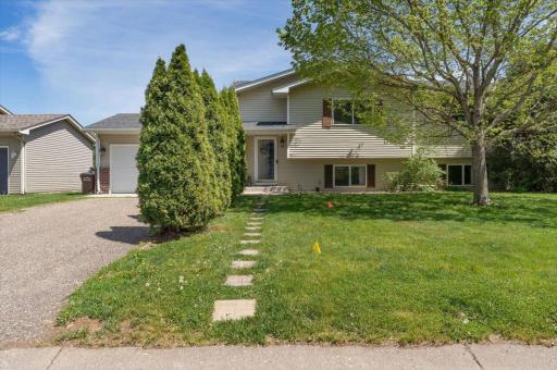 424 Wagon Wheel Circle, Buffalo, MN 55313