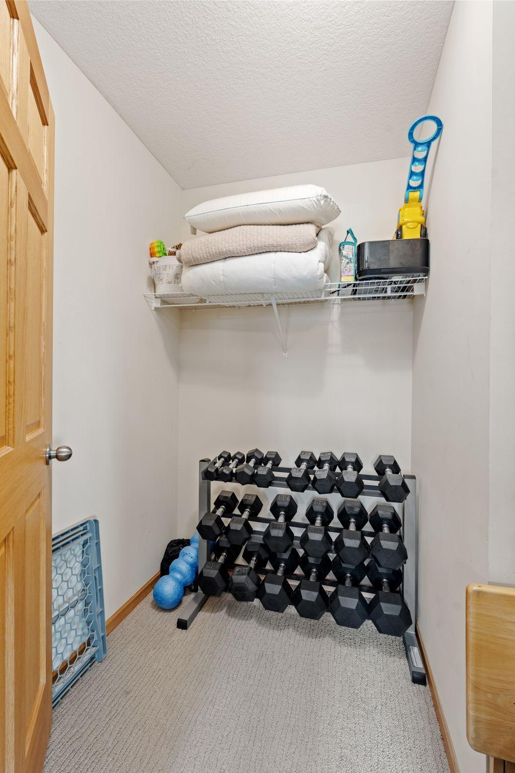30-web-or-mls-14789 Olivine St NW-30.jpg