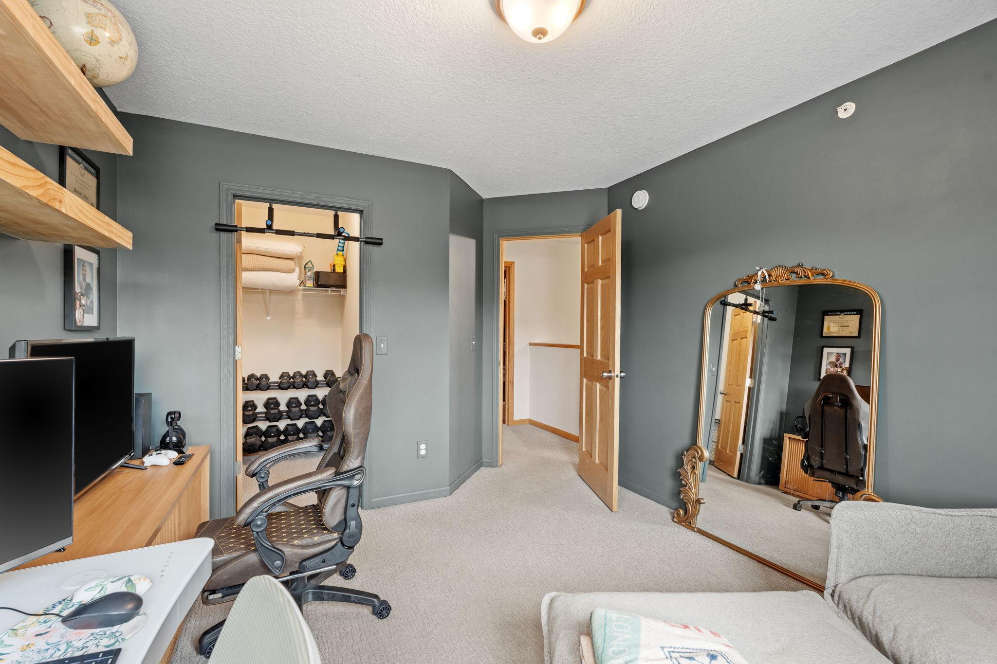 29-web-or-mls-14789 Olivine St NW-29.jpg