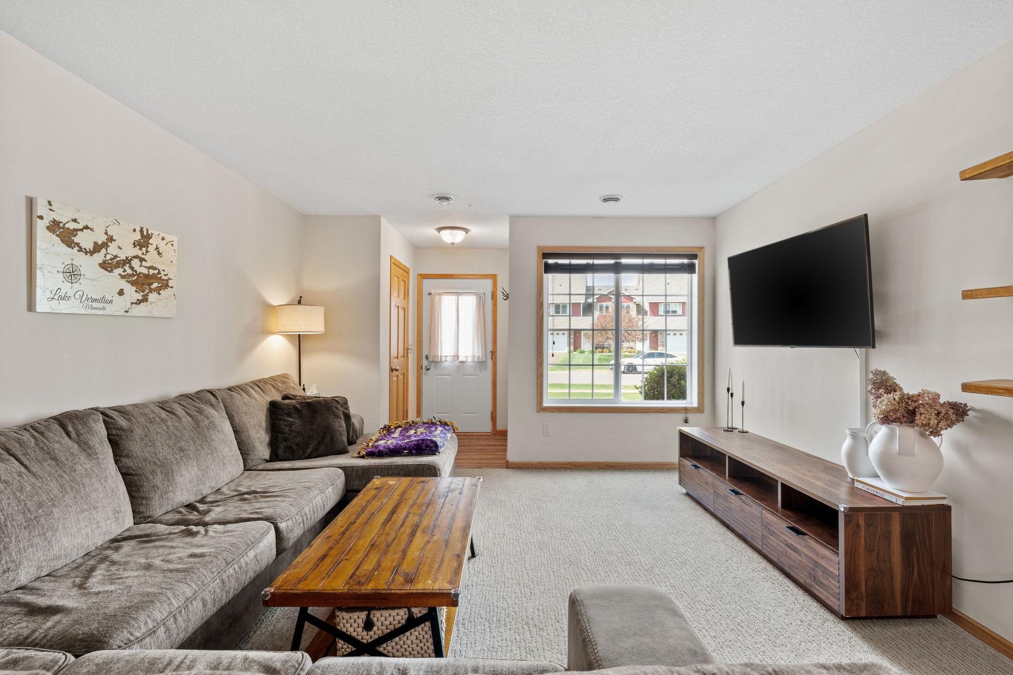 9-web-or-mls-14789 Olivine St NW-9.jpg