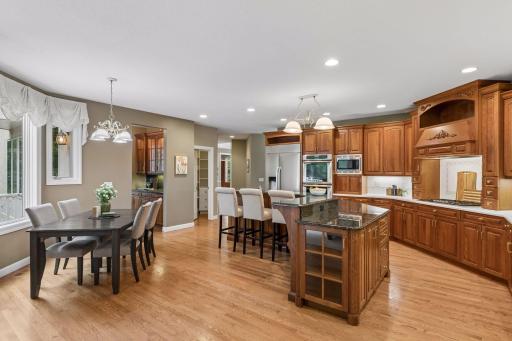 Great eat-in AND counter meal spaces in this ample kitchen