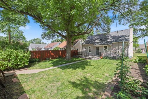 3805 Zenith Avenue N, Robbinsdale, MN 55422