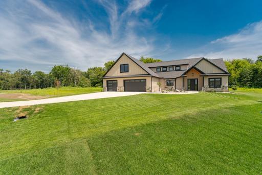 7414 Skyward Lane NW, Rochester, MN 55901