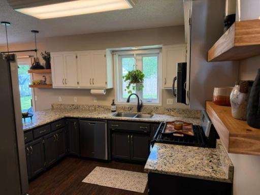 417 S Austin Avenue, Litchfield, MN 55355