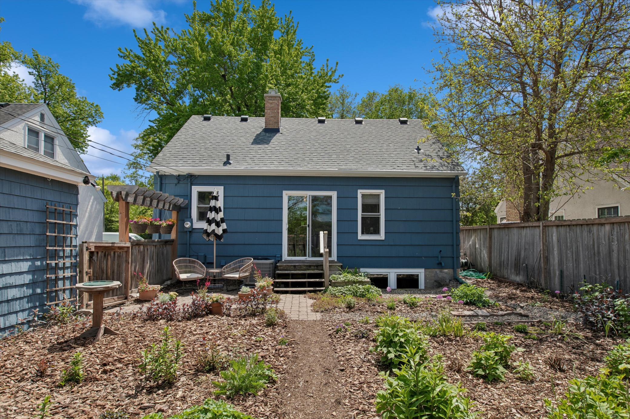 2 year old roof & high efficiency HVAC, updated windows on main