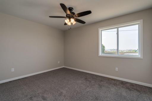 3207 Scotch Lane, Mankato, MN 56001