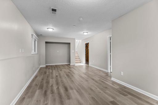 2336 Hale Avenue N, Saint Paul, MN 55128