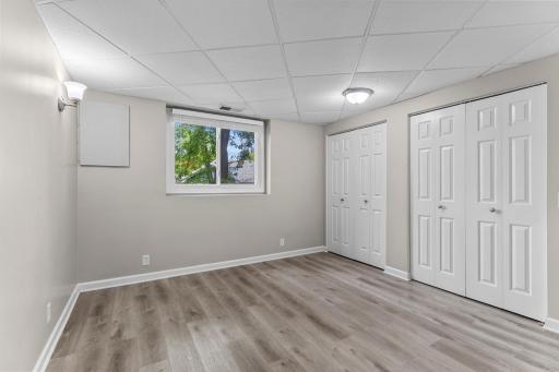 2336 Hale Avenue N, Saint Paul, MN 55128