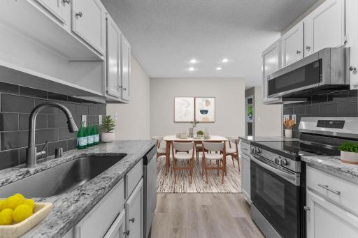 22-web-or-mls-2336 Hale Ave N-130 (VS).jpg