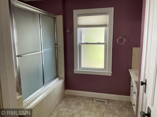 1762 Edgerton Street, Saint Paul, MN 55117