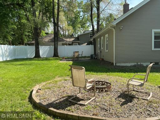1762 Edgerton Street, Saint Paul, MN 55117