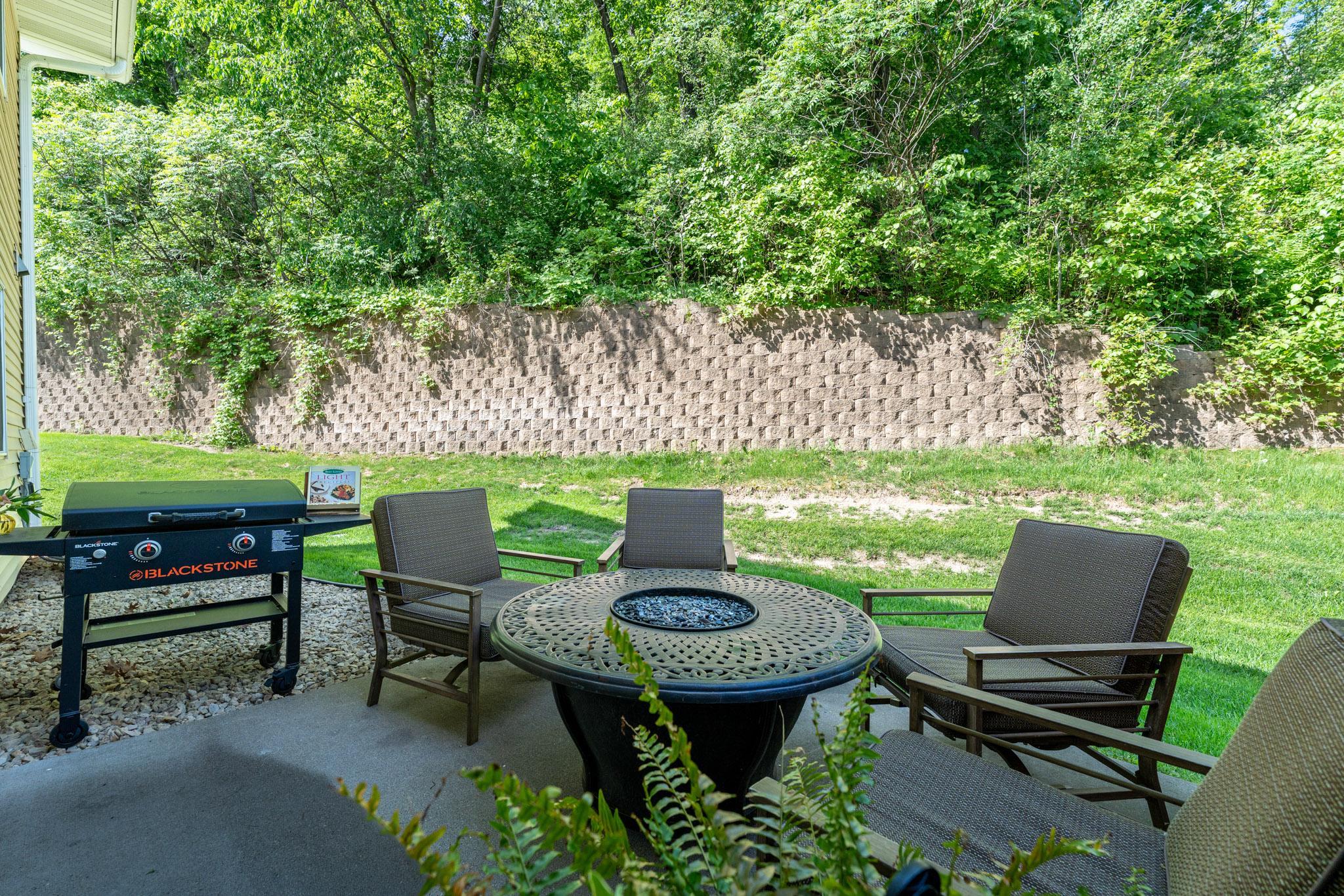 If you have been looking for an end unit townhome, with backyard privacy, this one is it! Schedule your private showing today!