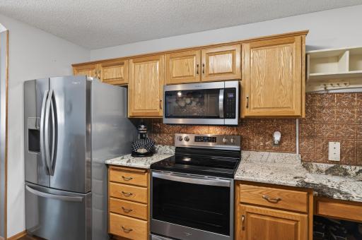 10011 179th Avenue NW, Elk River, MN 55330