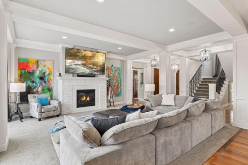 9787 Sky Lane, Eden Prairie, MN 55347