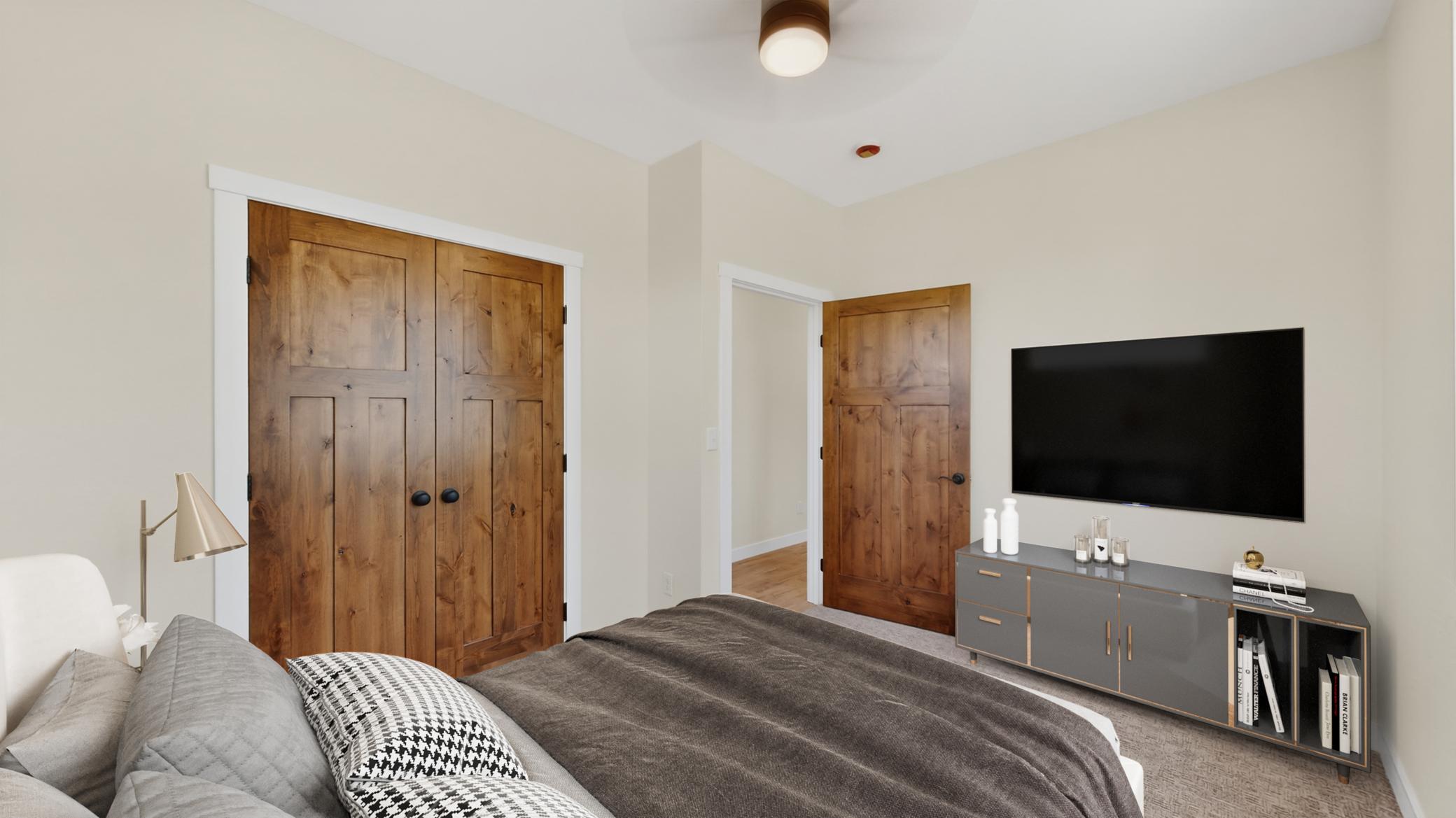 Guest-Bedroom-2_staged