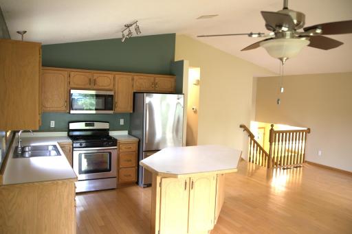 2258 129th Lane NW, Coon Rapids, MN 55448