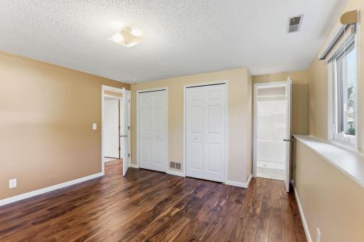 34-web-or-mls-3588-Grenadier-Pl-34.jpg