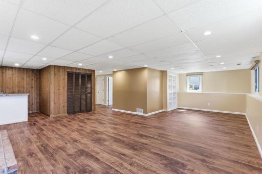 28-web-or-mls-3588-Grenadier-Pl-28.jpg