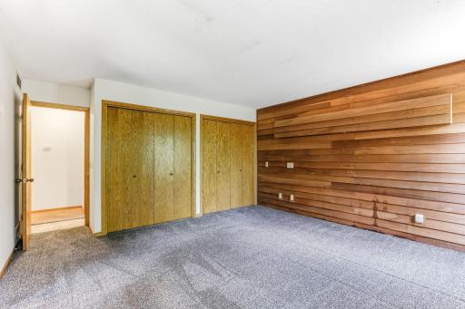 2219 Vivian Lane, Saint Paul, MN 55119