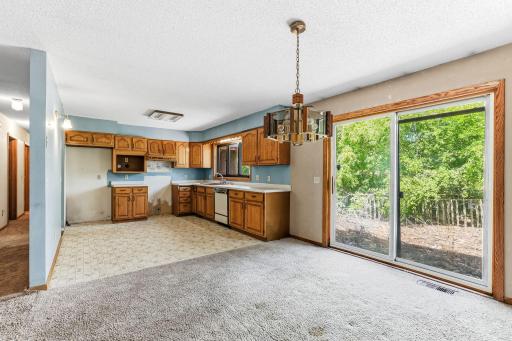 2219 Vivian Lane, Saint Paul, MN 55119