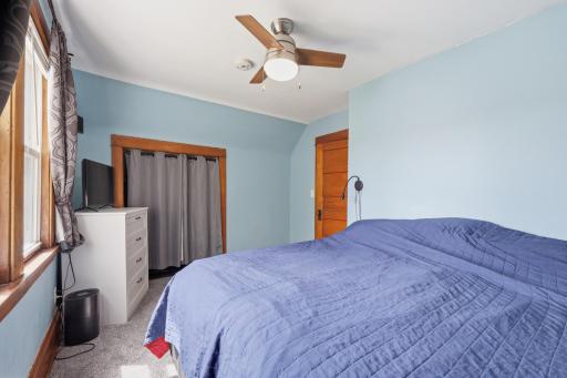 942 Central Avenue W, Saint Paul, MN 55104