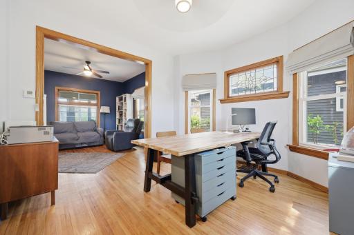 942 Central Avenue W, Saint Paul, MN 55104