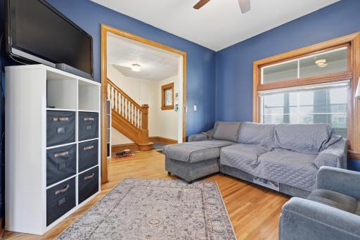 942 Central Avenue W, Saint Paul, MN 55104