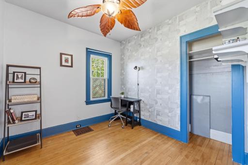 3757 Dupont Avenue N, Minneapolis, MN 55412
