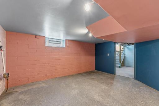 3757 Dupont Avenue N, Minneapolis, MN 55412