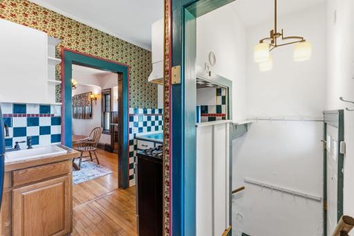 3757 Dupont Avenue N, Minneapolis, MN 55412
